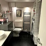 Lovely With Patio Apartment *